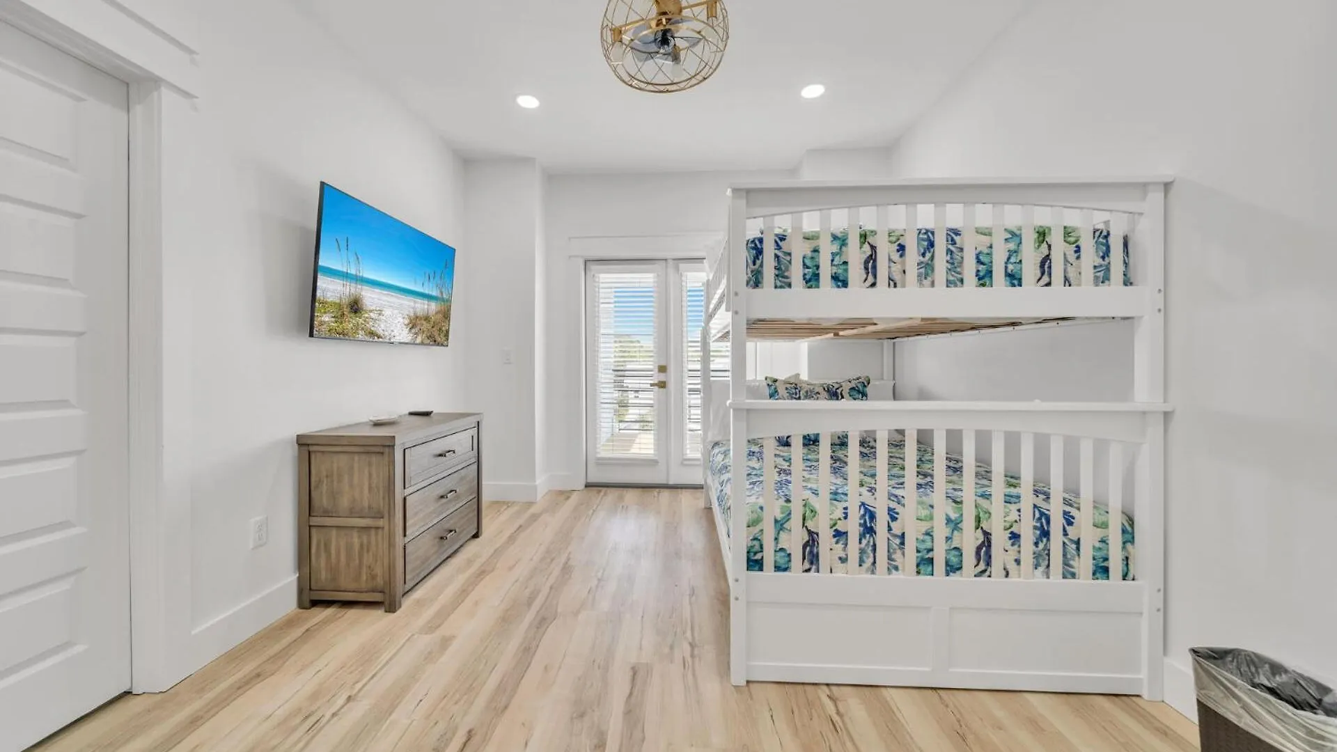 Pinkie Preferred Property Private Heated Pool Emerald Escape Destin Holiday home
