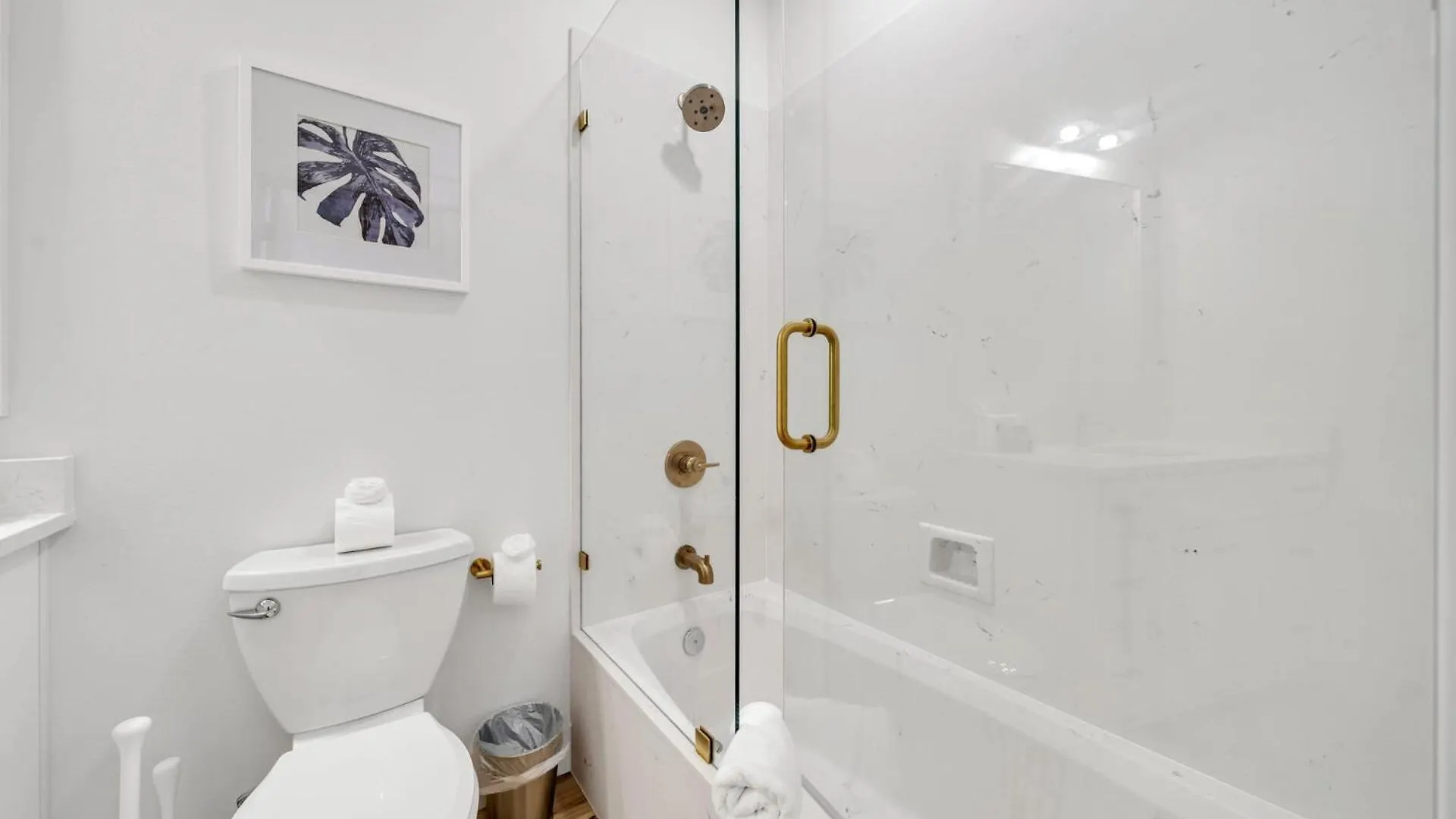 Pinkie Preferred Property Private Heated Pool Emerald Escape Destin Holiday home